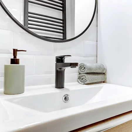 Bnbnova - 1br - Eiffel Tower & Seine Daire *